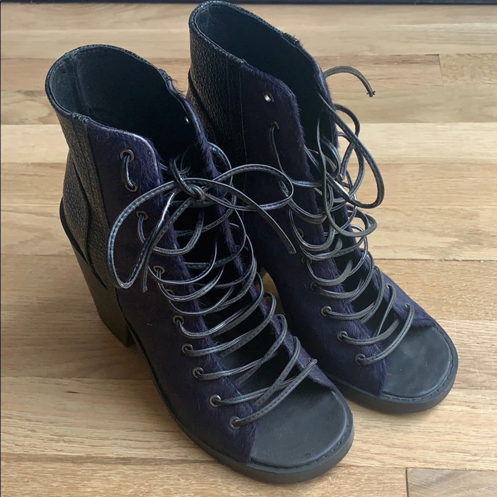 Finders Keepers Heel Booties Leather and Navy